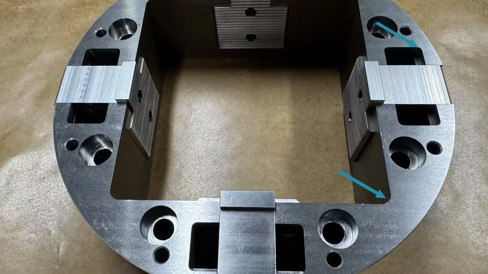 CNC Controlled-Radius Contouring for Dual-Curvature Aero-Engine Hub Channels